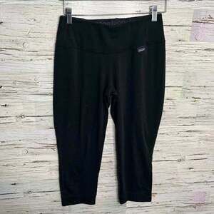 Patagonia baselayer capilene black pants men’s  size small crop